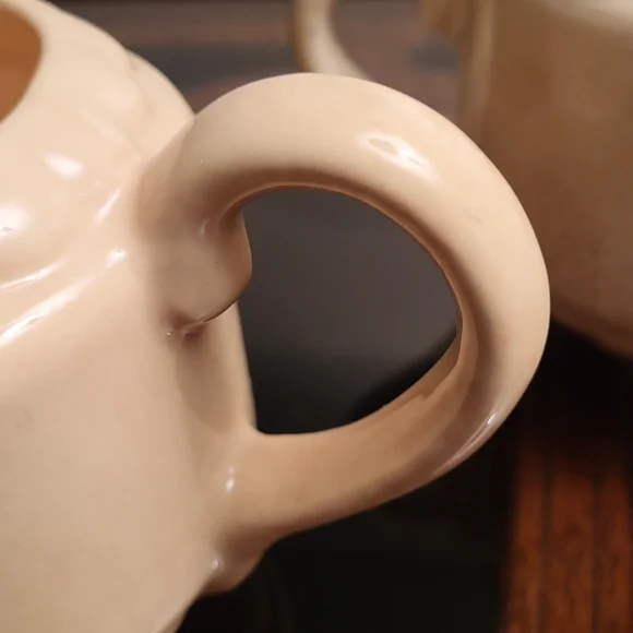 Vintage McCoy Brushed Creamer and Sugar Bowl - Picture 6 of 9